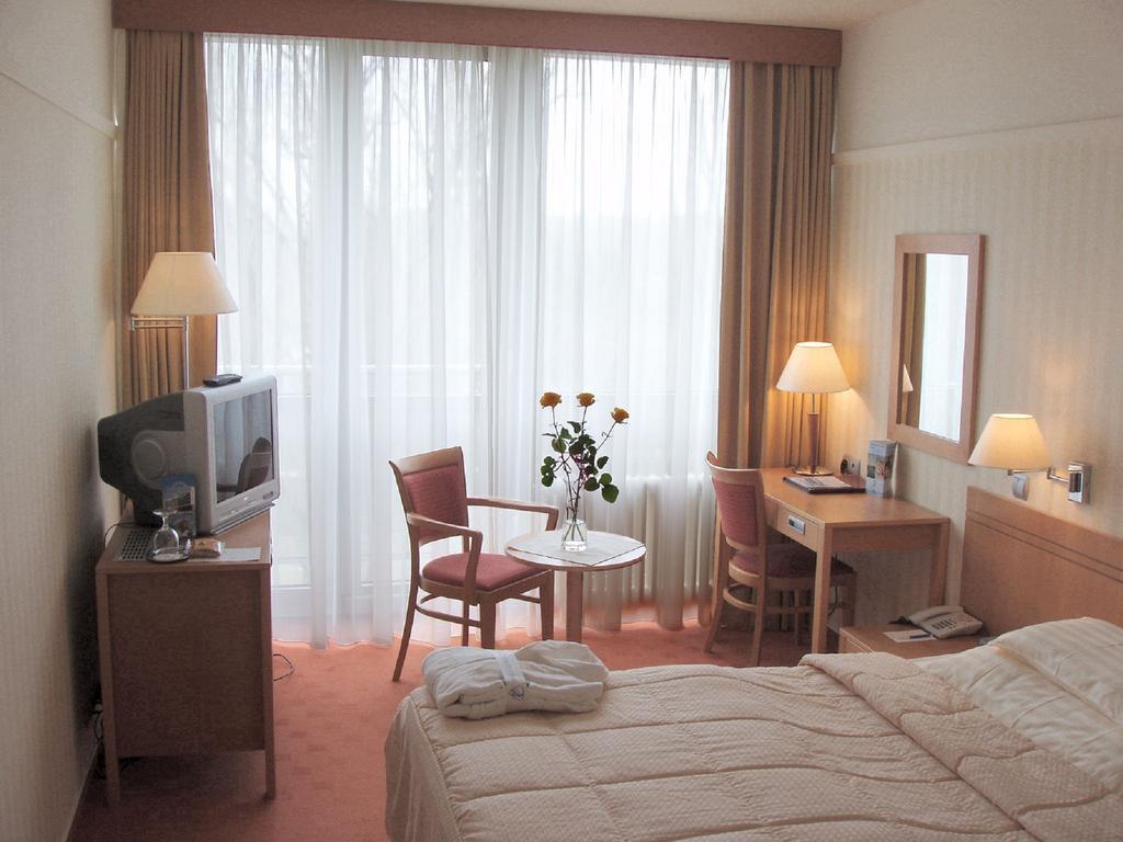 Hotel Ensana Esplanade Pieszczany Pokój zdjęcie
